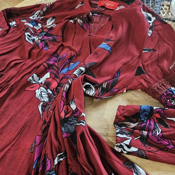 EUC Akira top- large - Picture 7 of 7